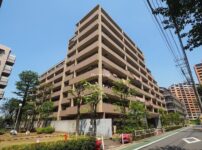 コスモヒルズ小豆沢公園　外観